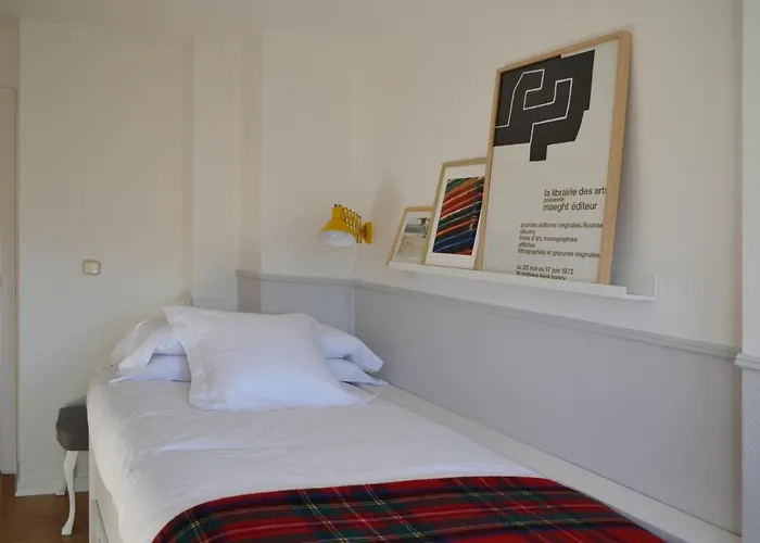 Aterian Ondar Gain Apartment